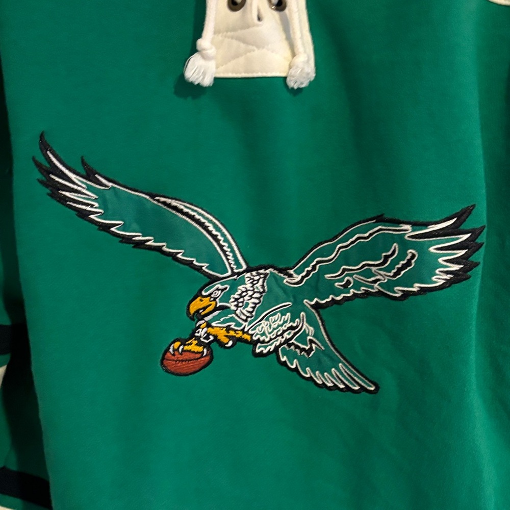 47 Brand Green and Cream Apparel - Picture 3 of 7